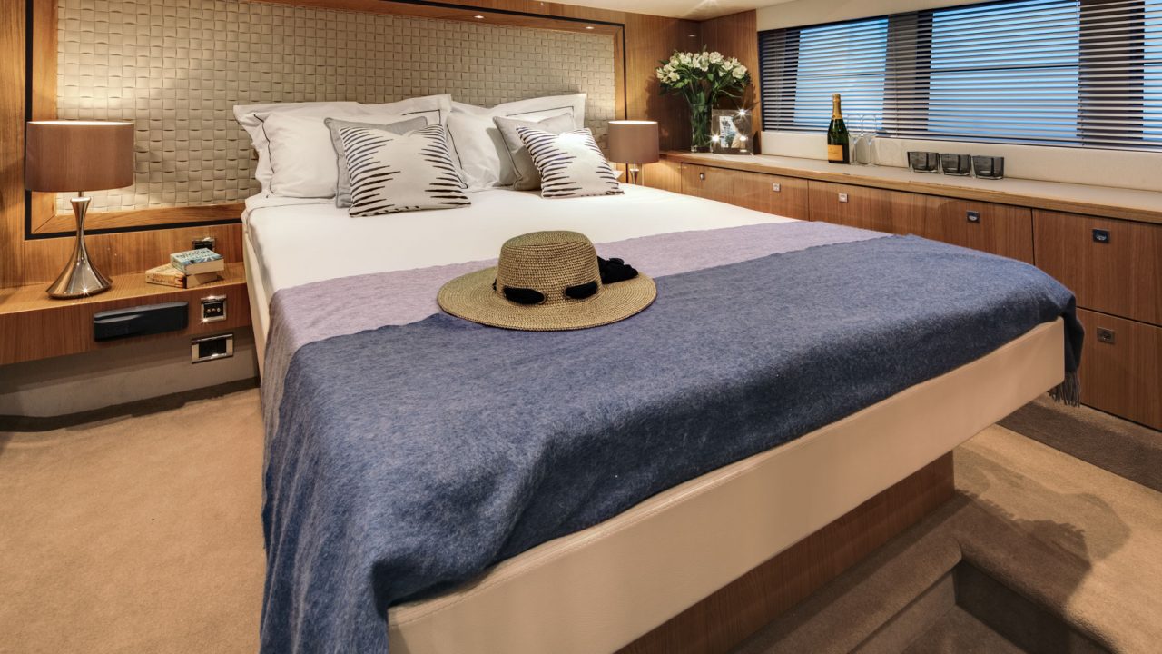 Интерьер моторной яхты Targa 50 GT