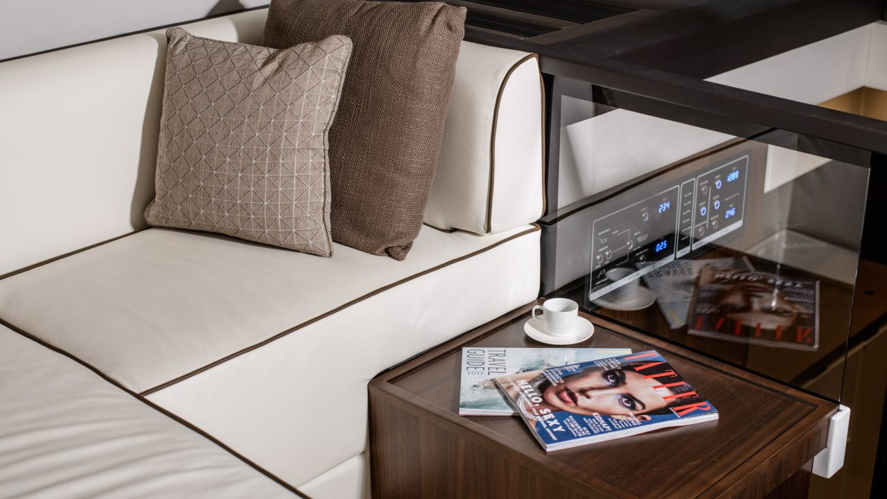 Интерьер моторной яхты Targa 50 GT