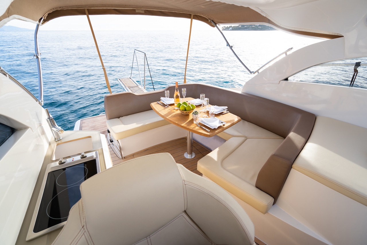 Sessa Marine C35 | Интерьер 5