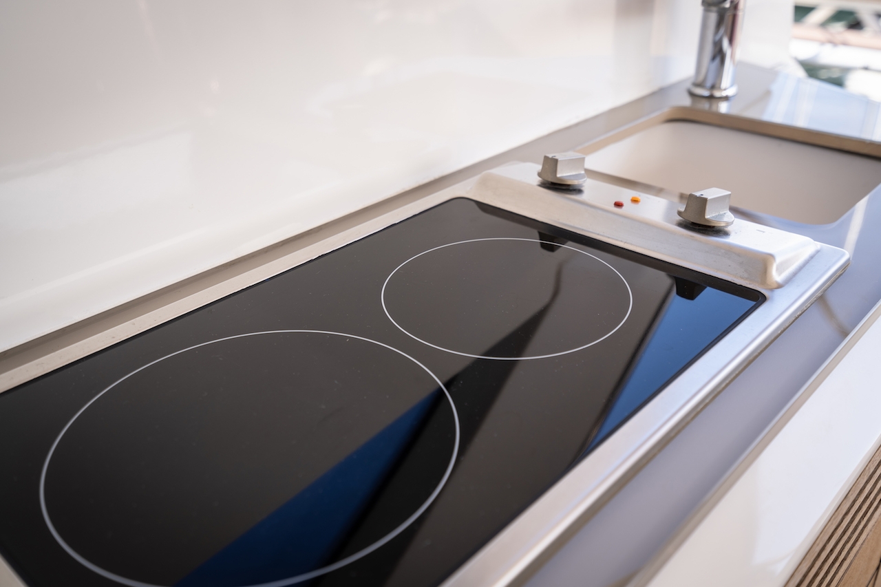 Sessa Marine C35 | Интерьер 8