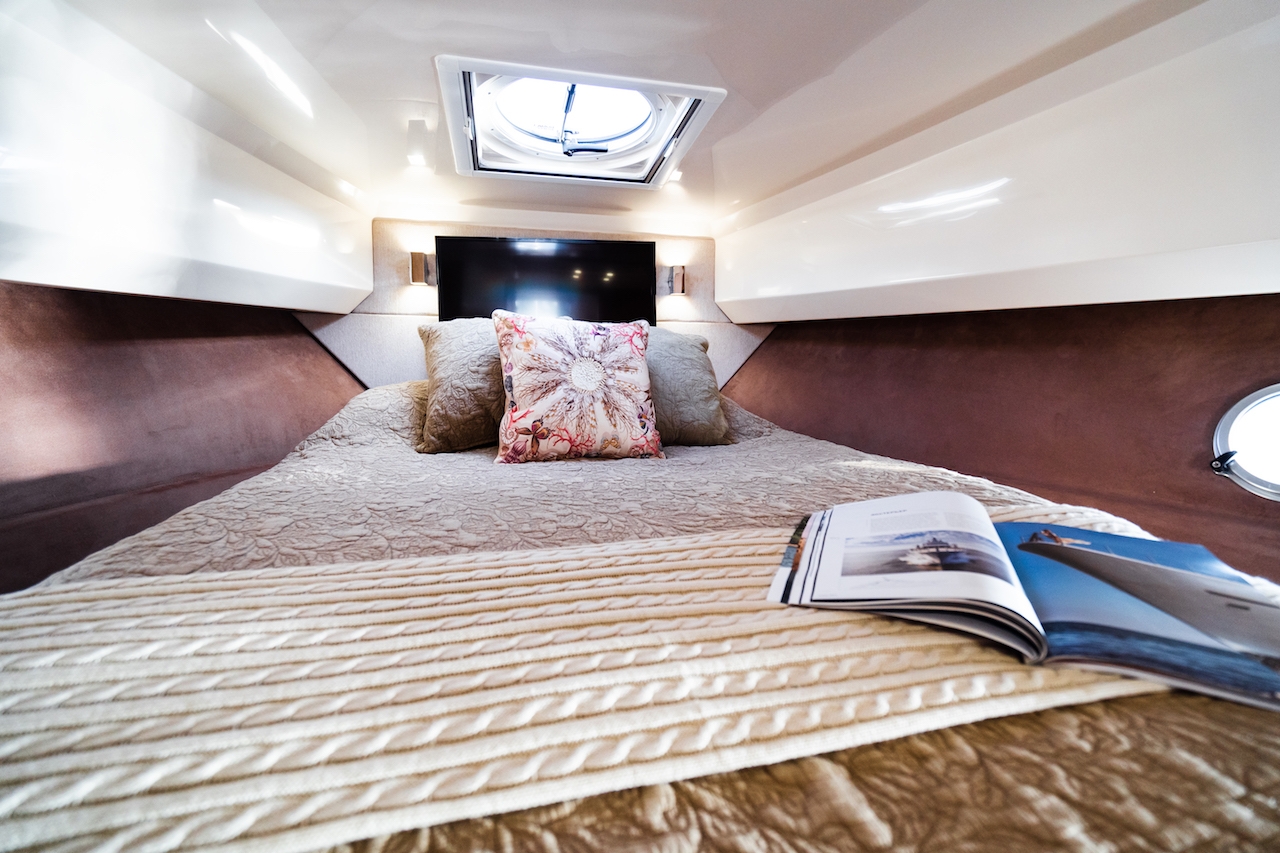 Sessa Marine C35 | Интерьер 14