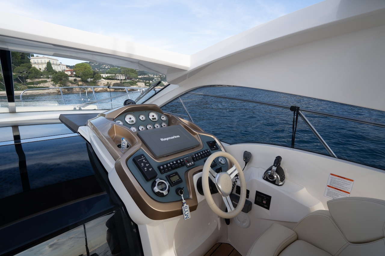 Sessa Marine C35 | Интерьер 1