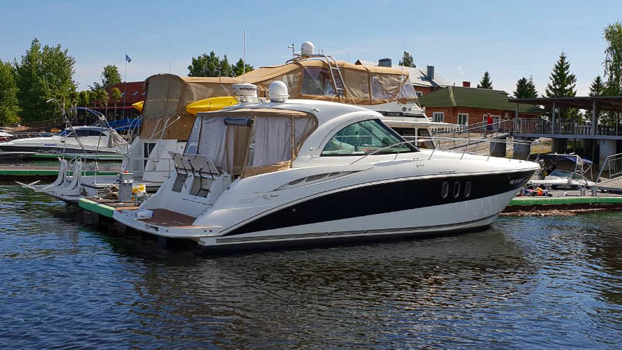 Cruisers Yachts 390 Sports Coupe | Экстерьер 2