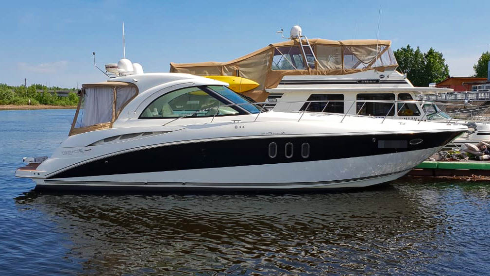Cruisers Yachts 390 Sports Coupe | Экстерьер 1