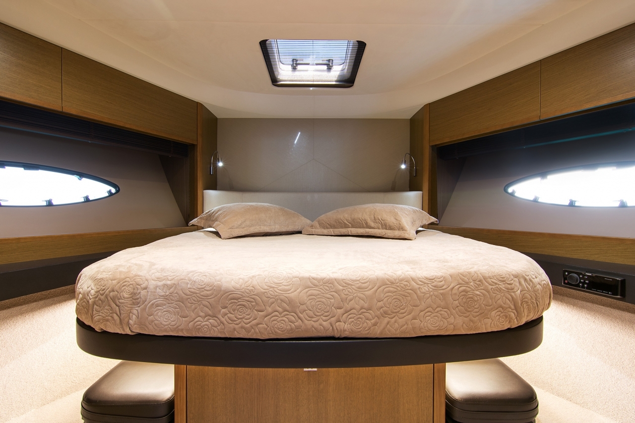 Princess F52 | Интерьер 11