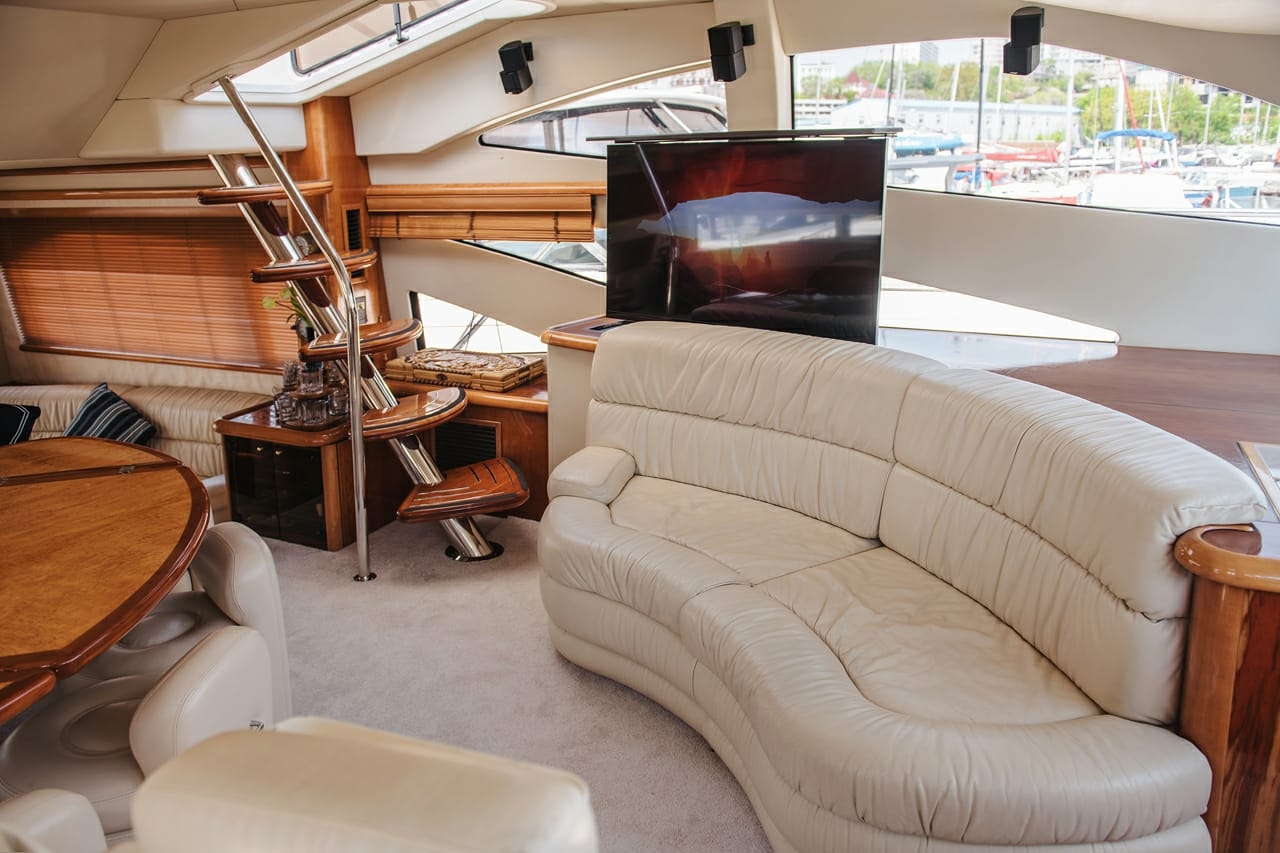 Sunseeker Manhattan 64 | Интерьер 9