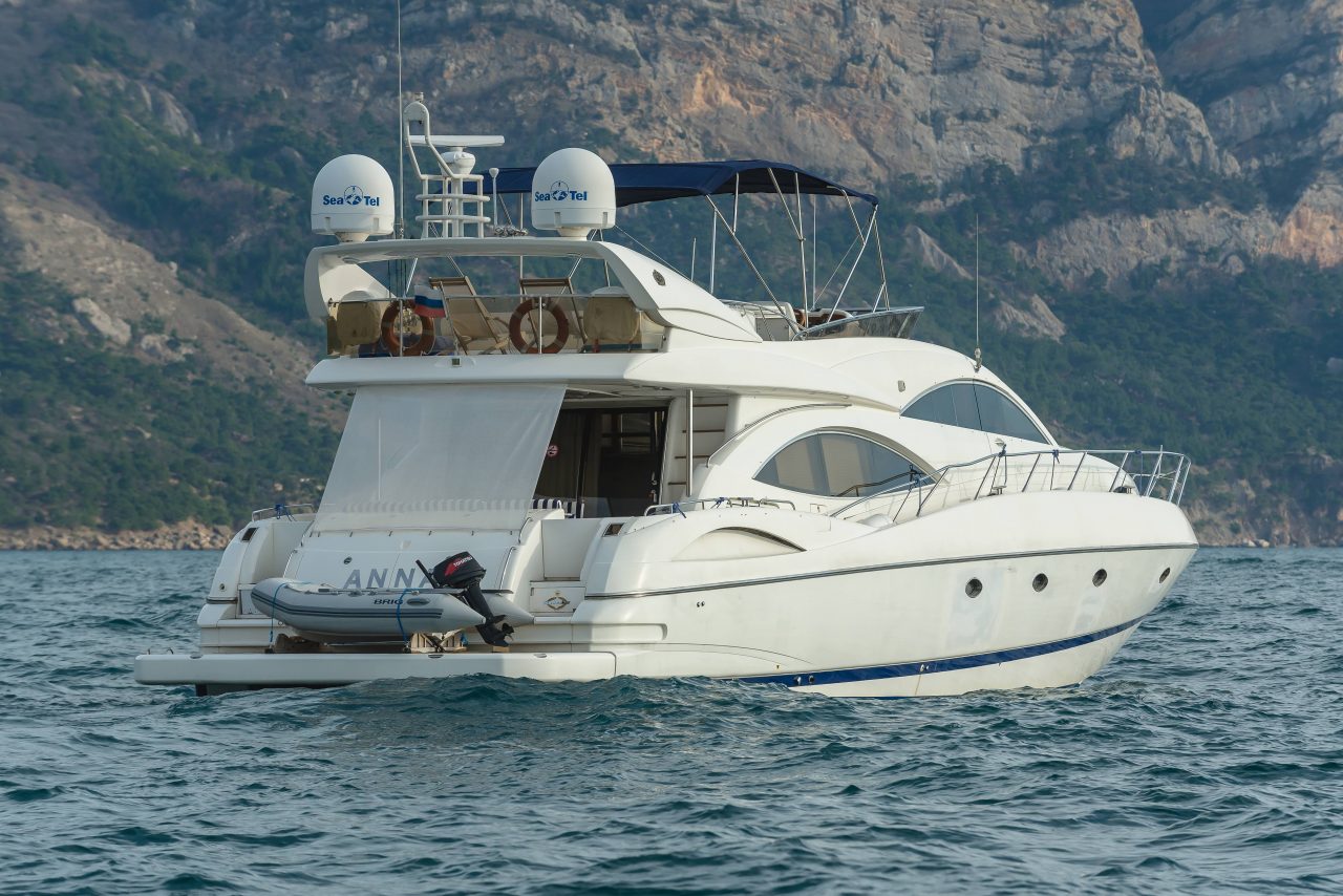 Sunseeker Manhattan 74 | Экстерьер 11