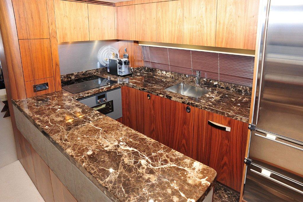 Sunseeker Yacht 75 | Интерьер 8