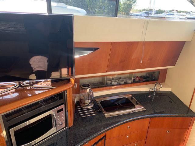 Fairline Phantom 40 | Интерьер 6