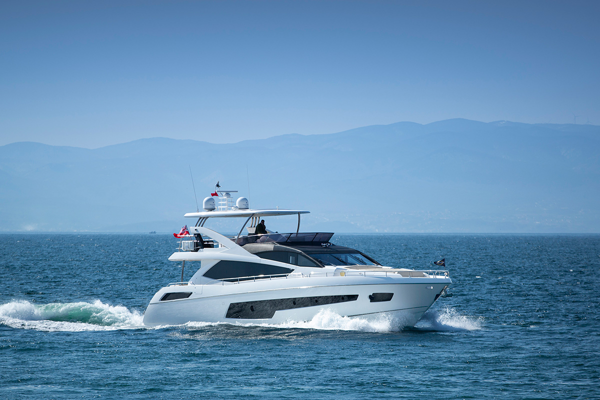 Sunseeker Yacht 75 | Экстерьер 1