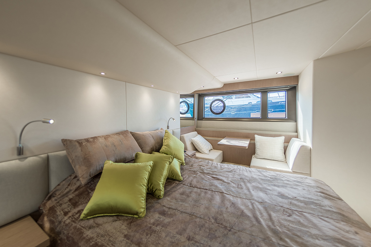 Sunseeker Manhattan 52 | Интерьер 11