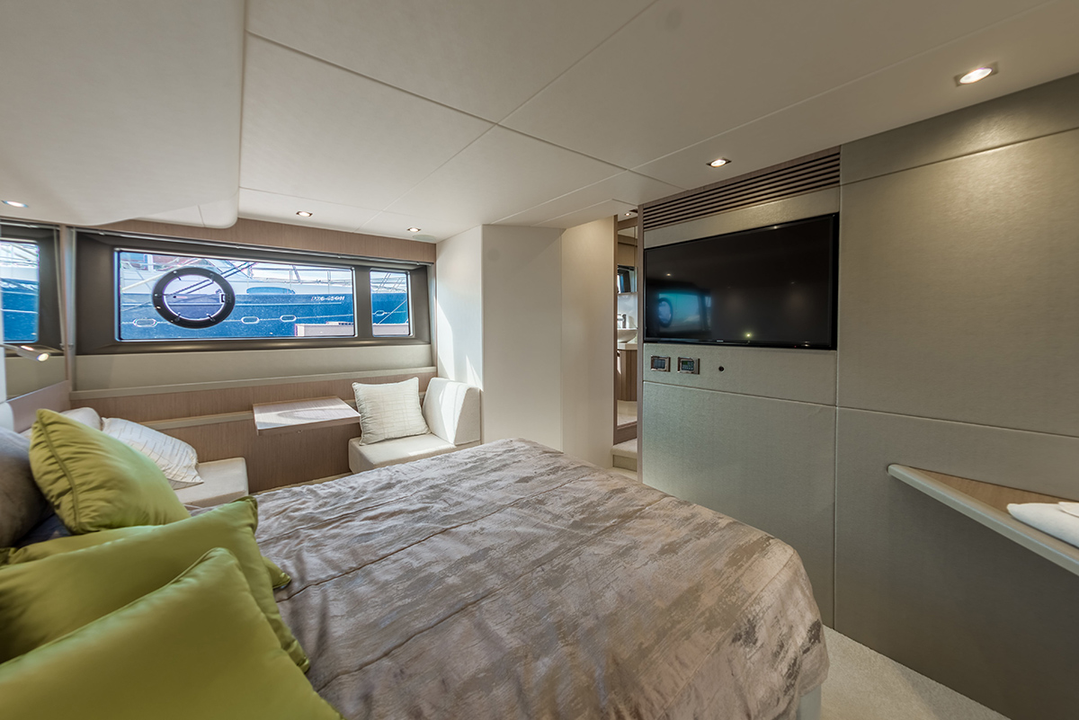 Sunseeker Manhattan 52 | Интерьер 13