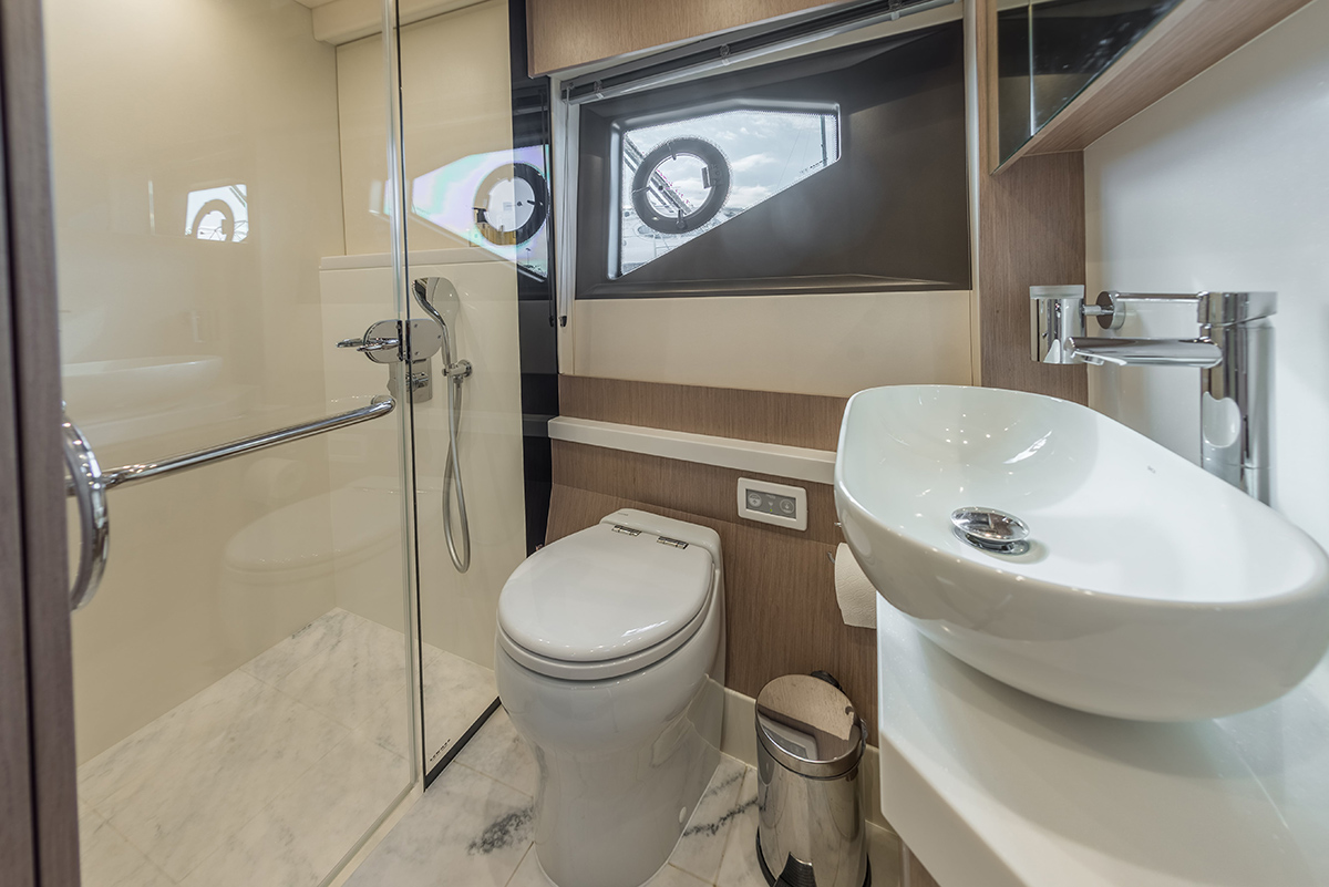 Sunseeker Manhattan 52 | Интерьер 15