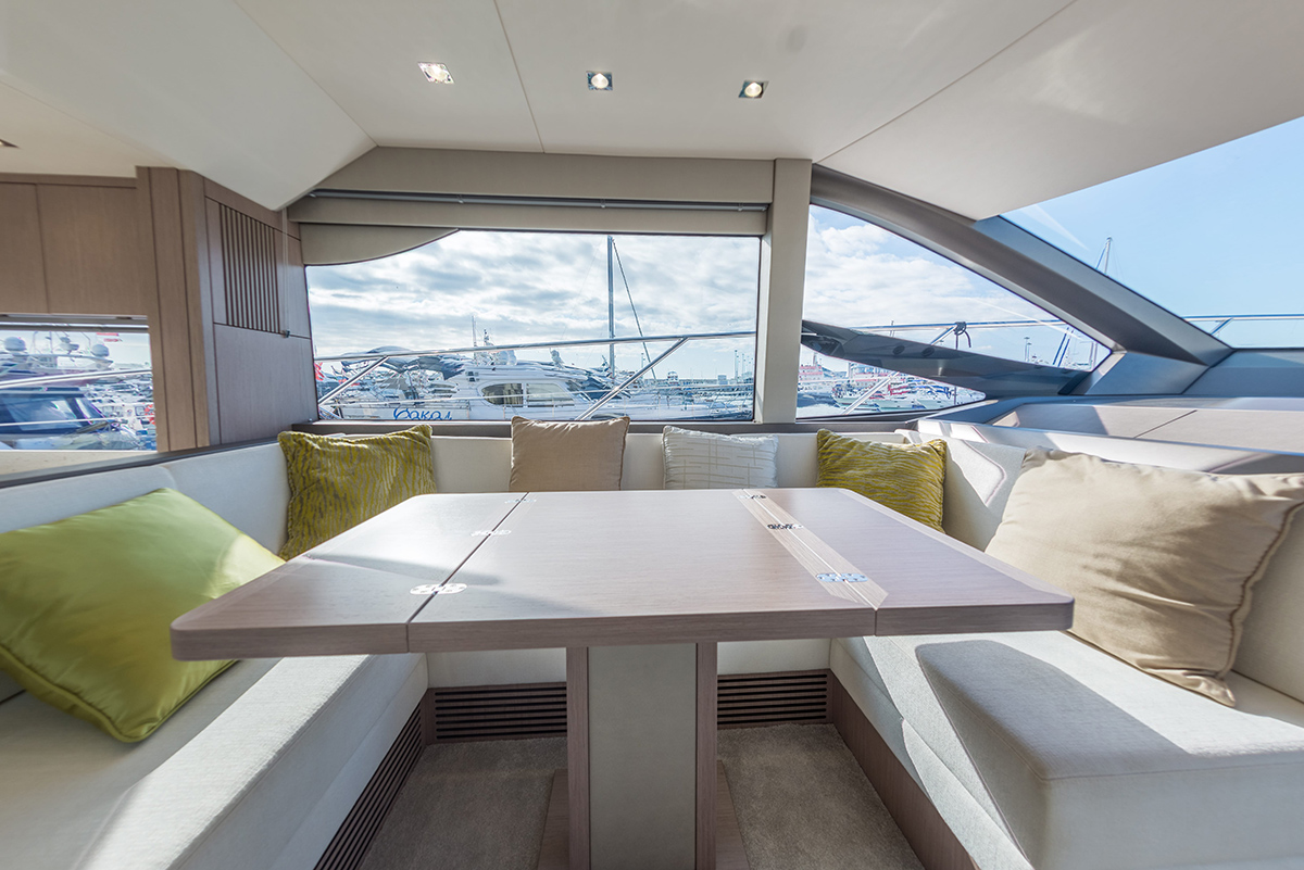 Sunseeker Manhattan 52 | Интерьер 10