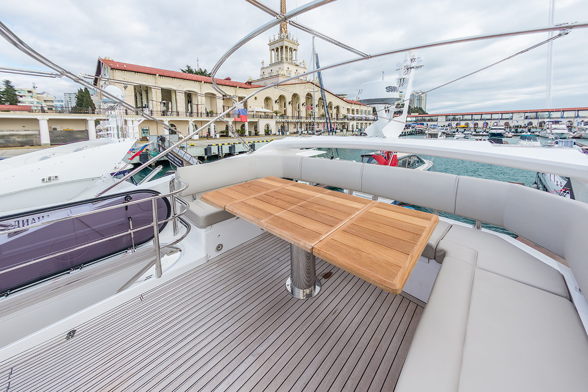 Sunseeker Manhattan 52 | Экстерьер 13