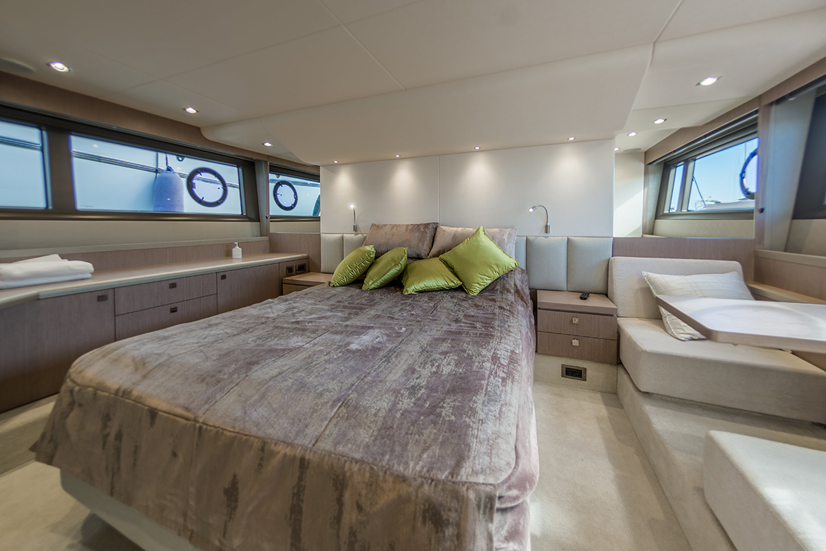Sunseeker Manhattan 52 | Интерьер 12