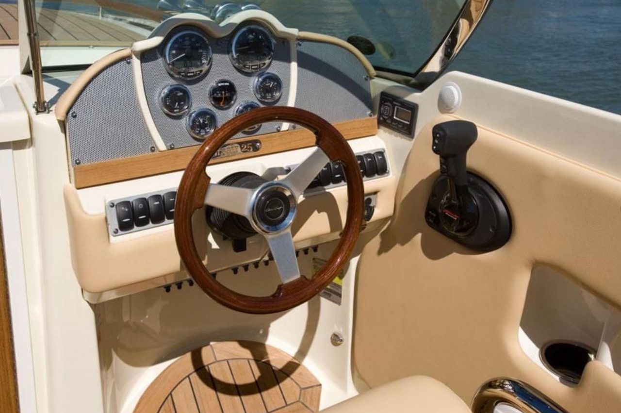 Chris Craft 25 Heritage Edition | Экстерьер 7