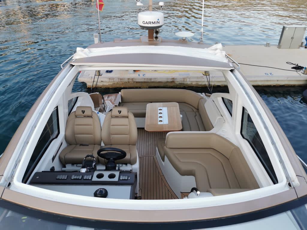Fairline Targa 38 | Экстерьер 8