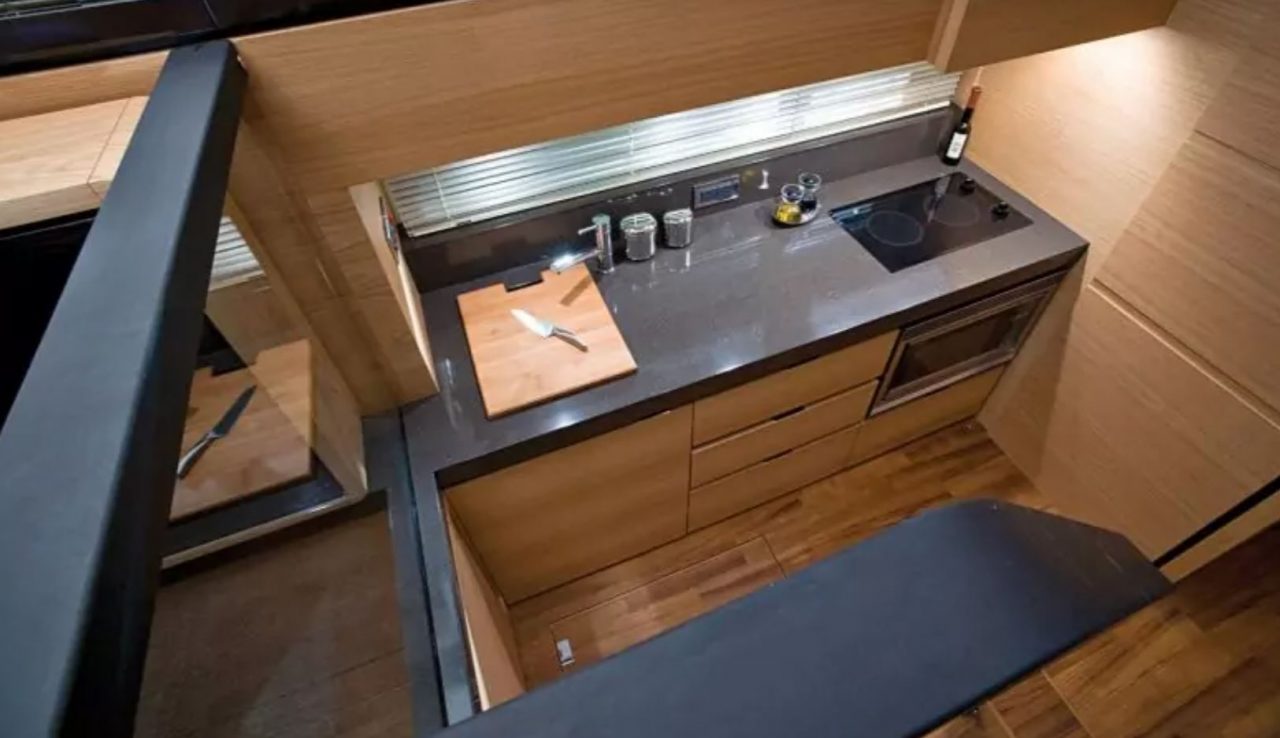 Fairline Squadron 42 | Интерьер 6