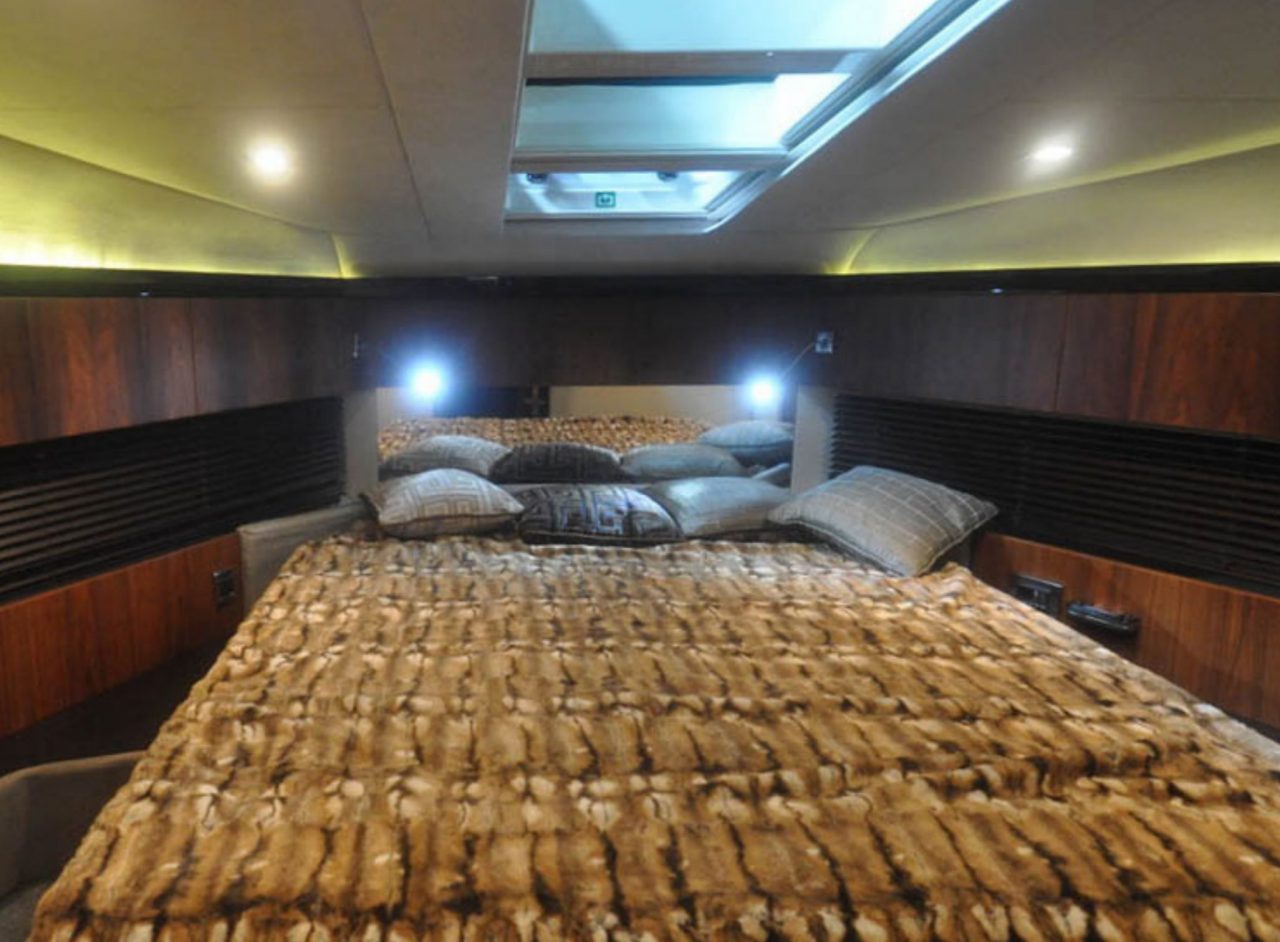 Fairline Squadron 42 | Интерьер 7