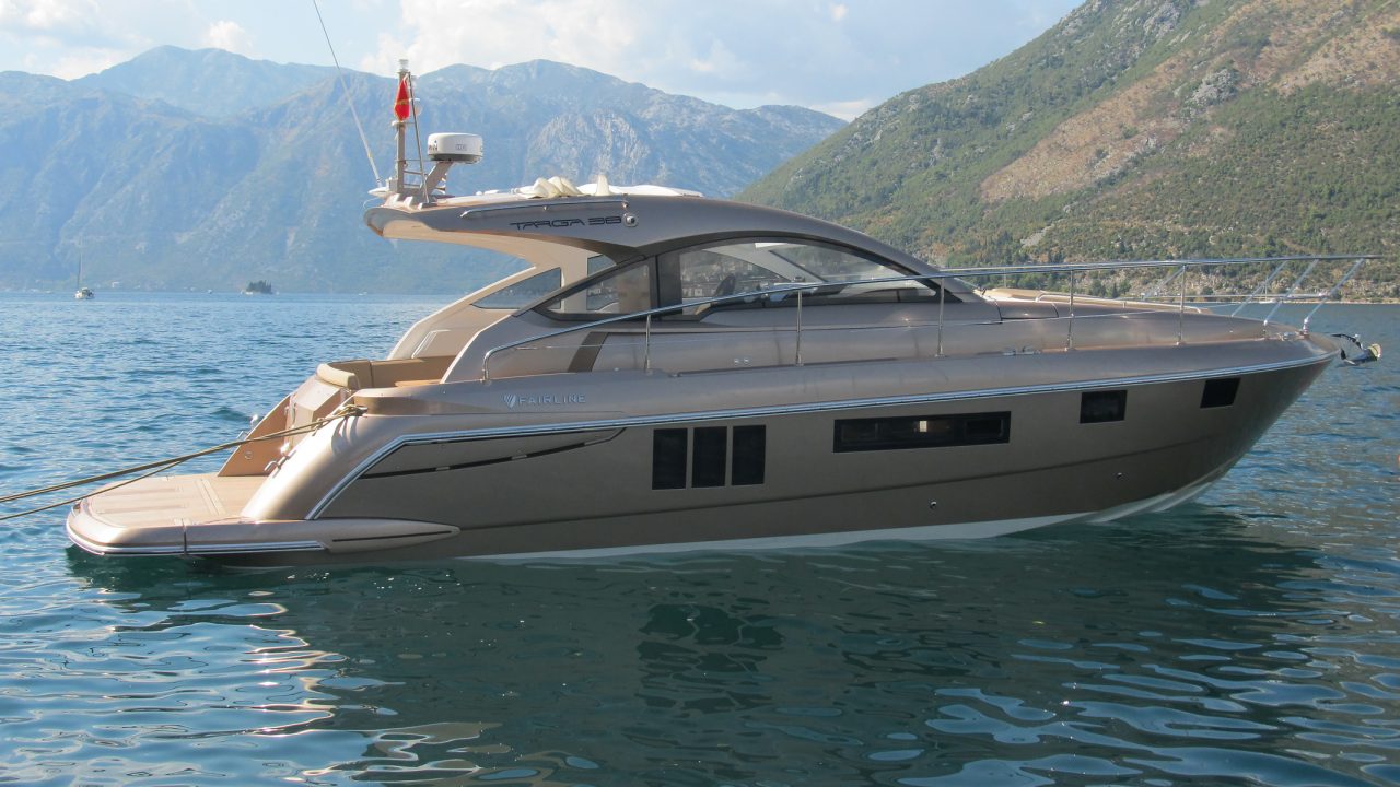 Fairline Targa 38 | Экстерьер 1