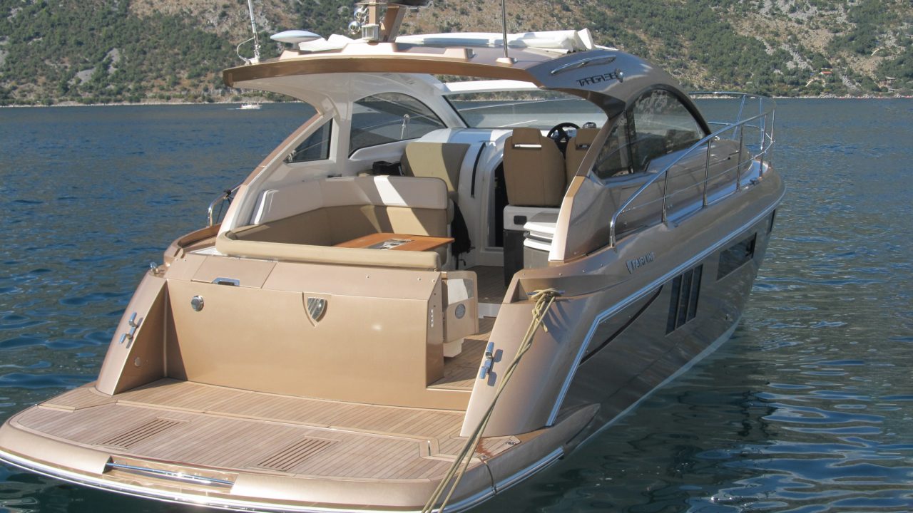 Fairline Targa 38 | Экстерьер 5