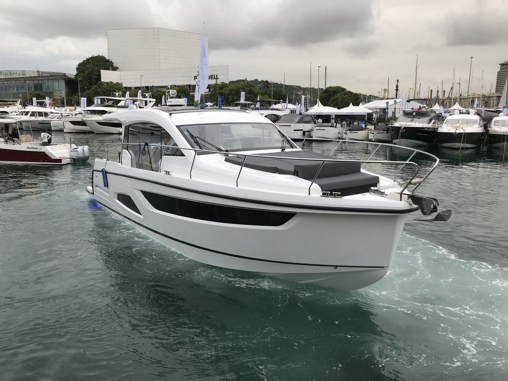 Sealine C390 | Экстерьер 2
