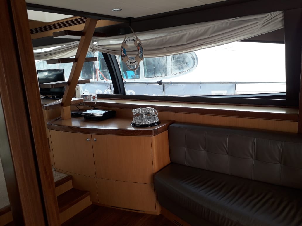 Ferretti 550 | Интерьер 7