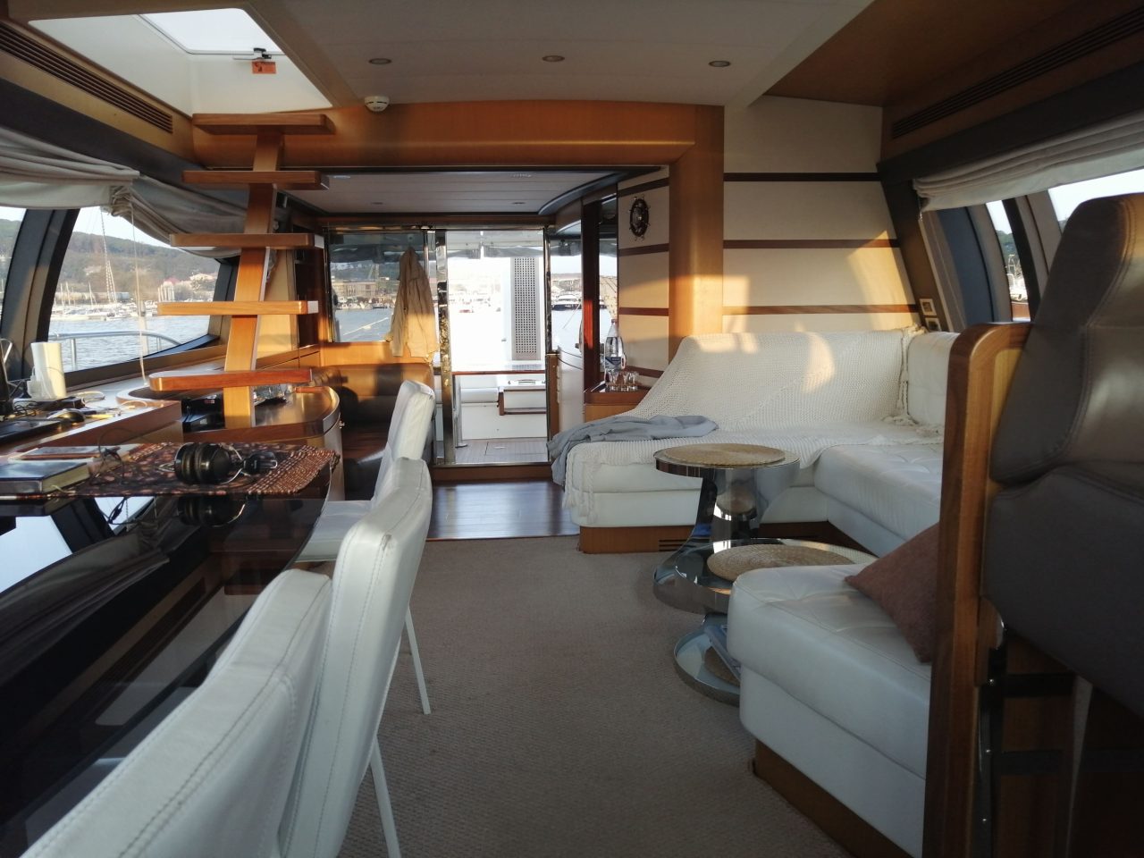 Ferretti 631 | Интерьер 3