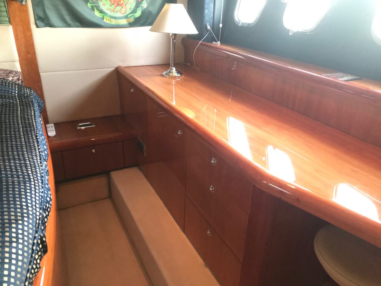 Sunseeker Manhattan 60 | Интерьер 7