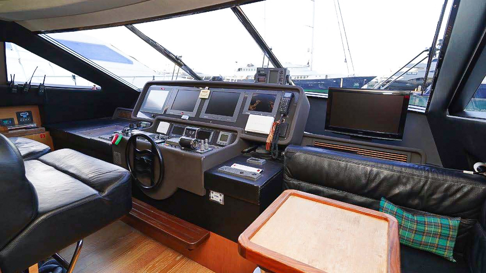 Ferretti 731 | Интерьер 4