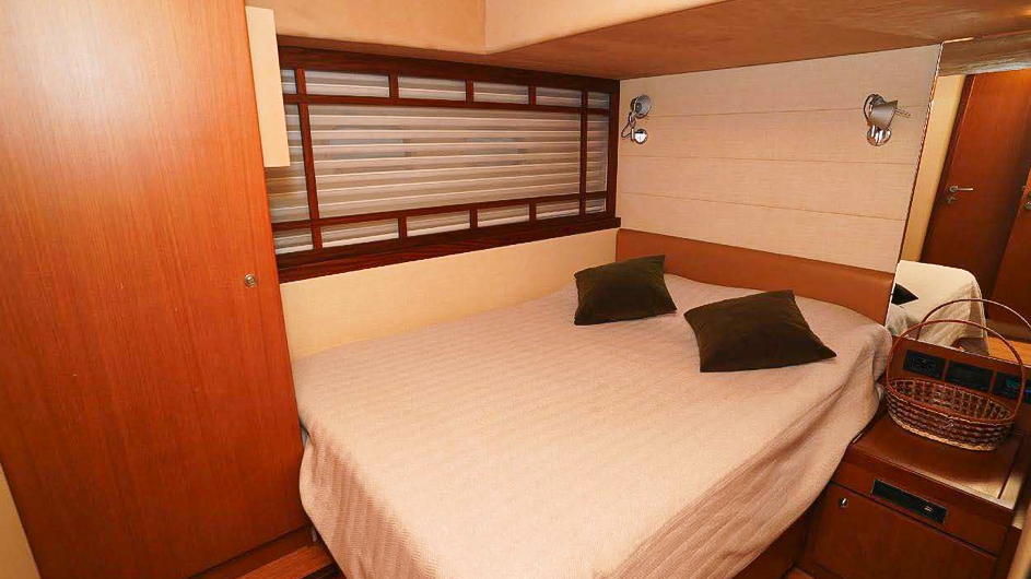 Ferretti 731 | Интерьер 10