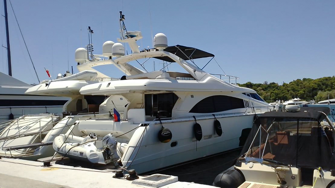 Ferretti 731 | Экстерьер 2