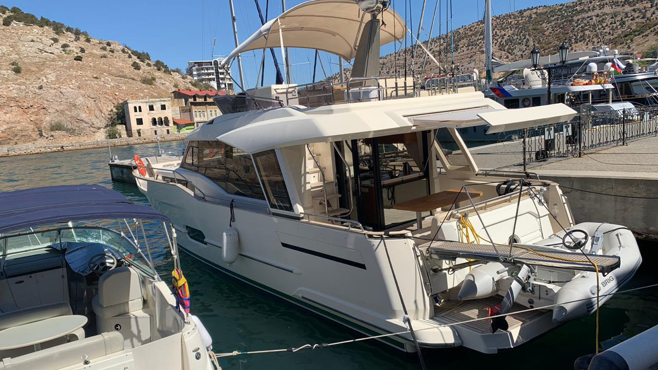 Greenline 48 (016) | Экстерьер 1