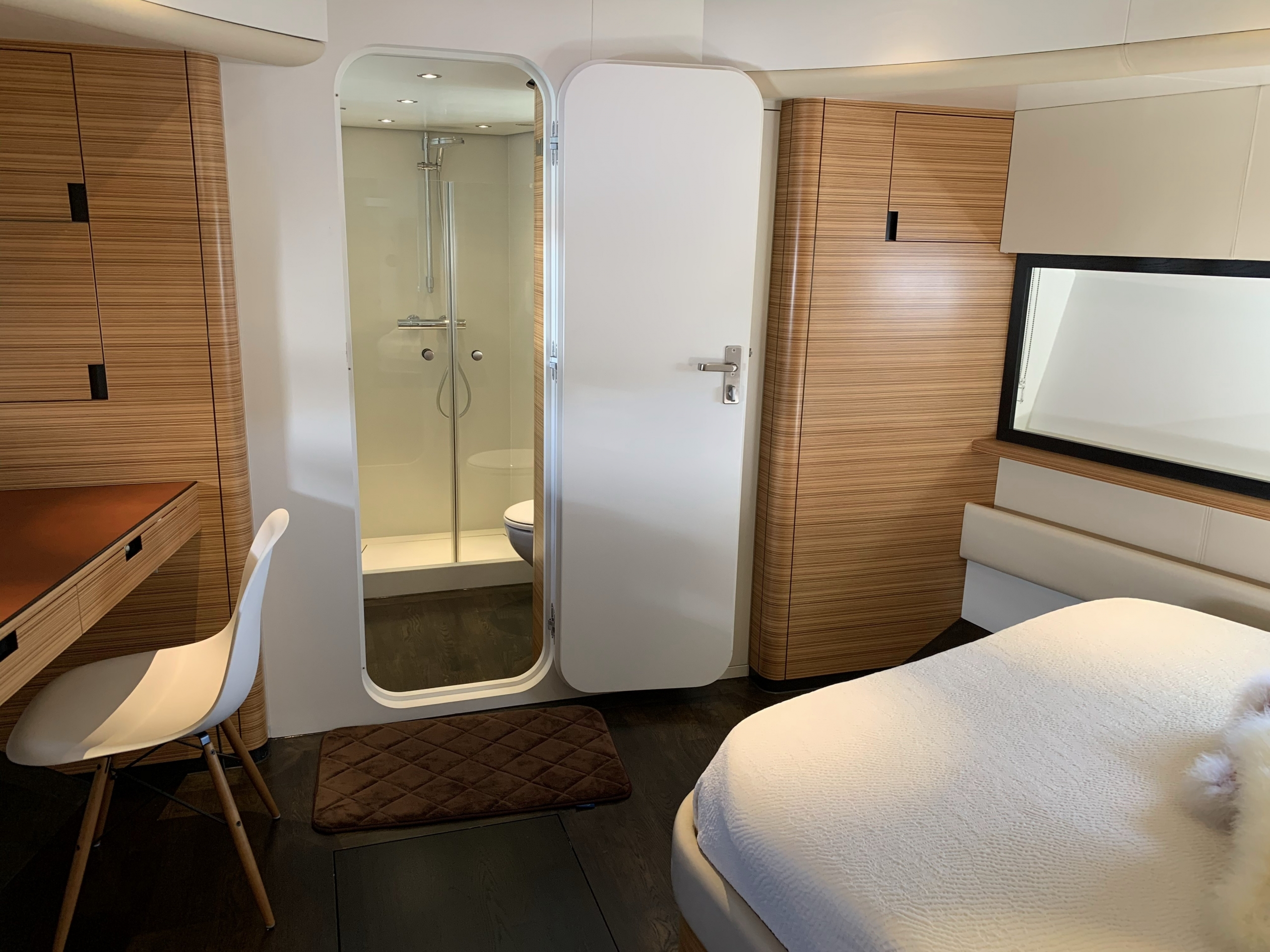 AY74 Jasmine | Интерьер 12