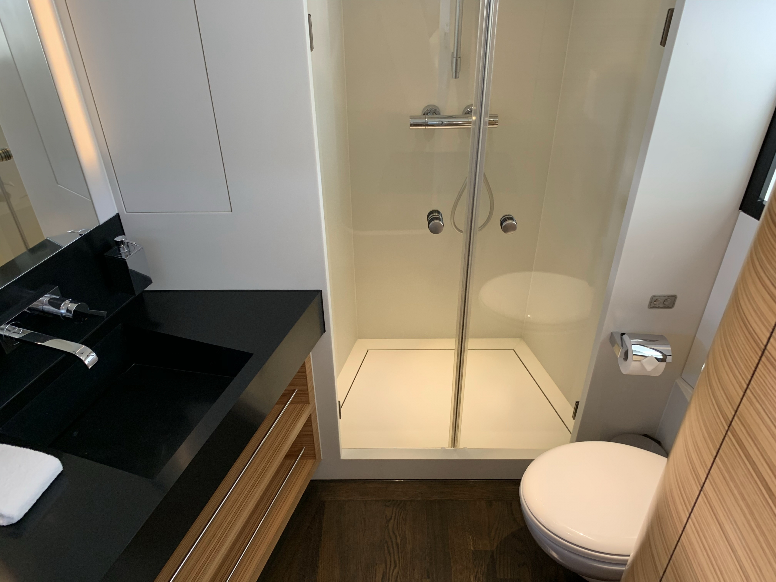 AY74 Jasmine | Интерьер 15