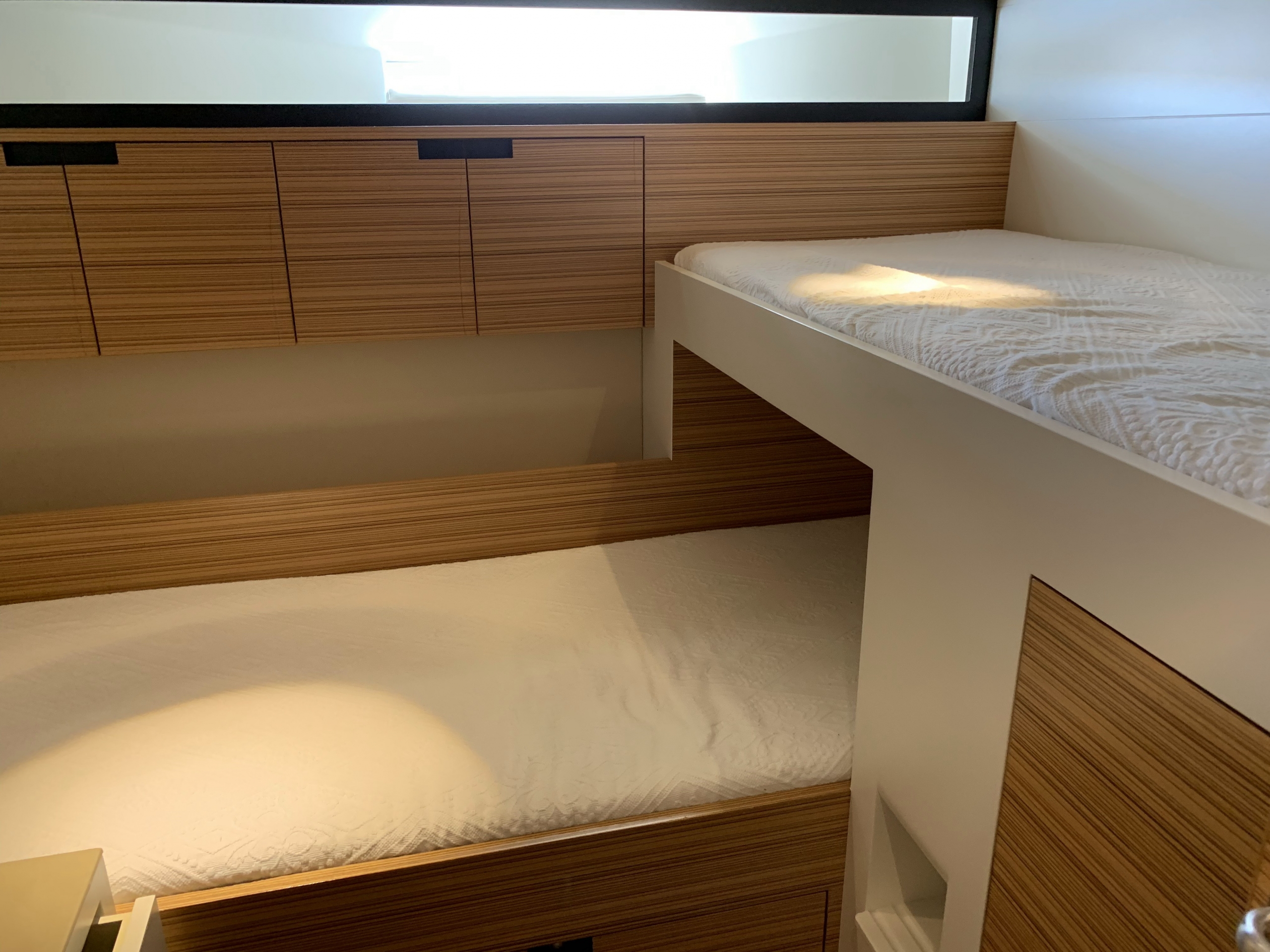 AY74 Jasmine | Интерьер 20