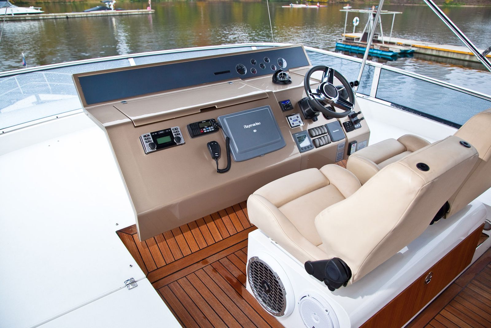 Fairline Squadron 55 (009) | Экстерьер 6