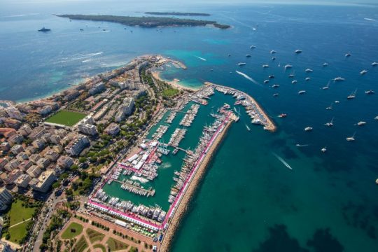 Fairline на Cannes Yachting Festival 2021