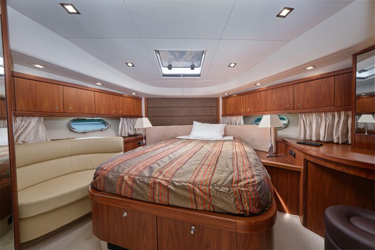 Sunseeker Manhattan 70 (2008) | Интерьер 14