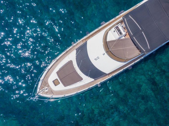 Sunseeker Manhattan 70 (2008) | Экстерьер 3