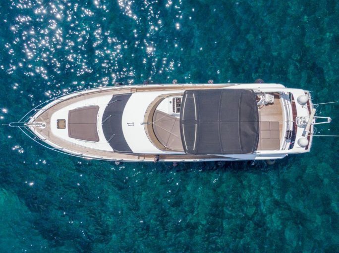 Sunseeker Manhattan 70 (2008) | Экстерьер 6