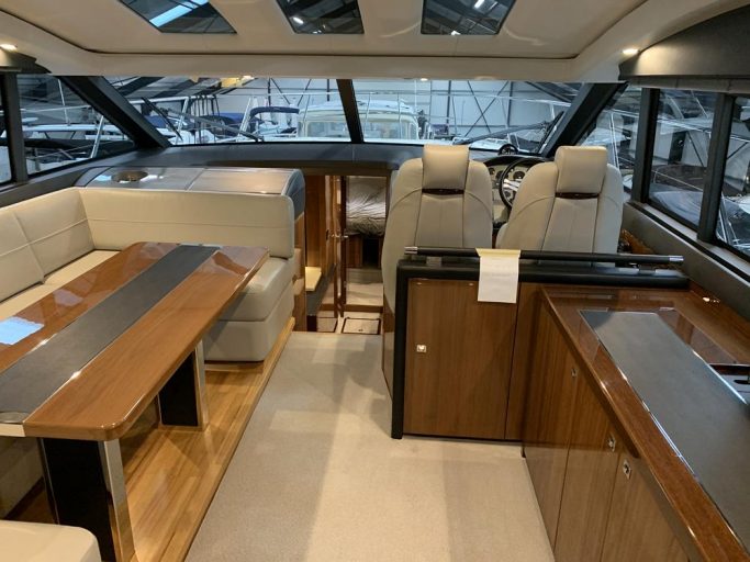 Princess V52 (2014) | Интерьер 1