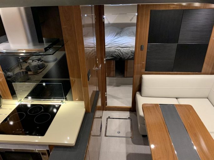 Princess V52 (2014) | Интерьер 5