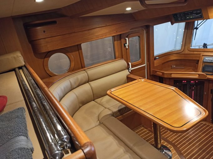 Selene 54 (2015) | Интерьер 6