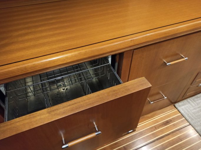 Selene 54 (2015) | Интерьер 4