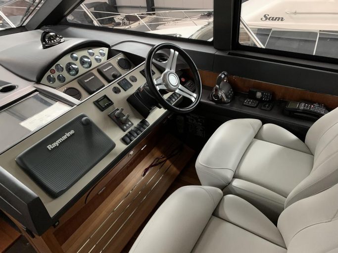 Princess V52 (2014) | Интерьер 9