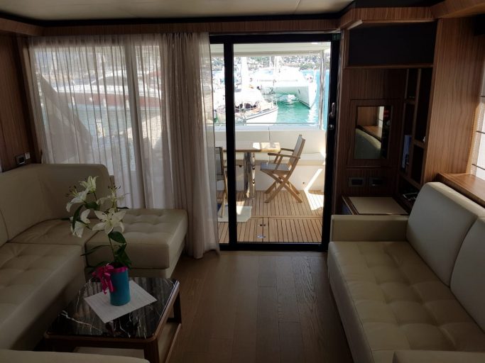 ABSOLUTE 60 FLY (2017) | Интерьер 4