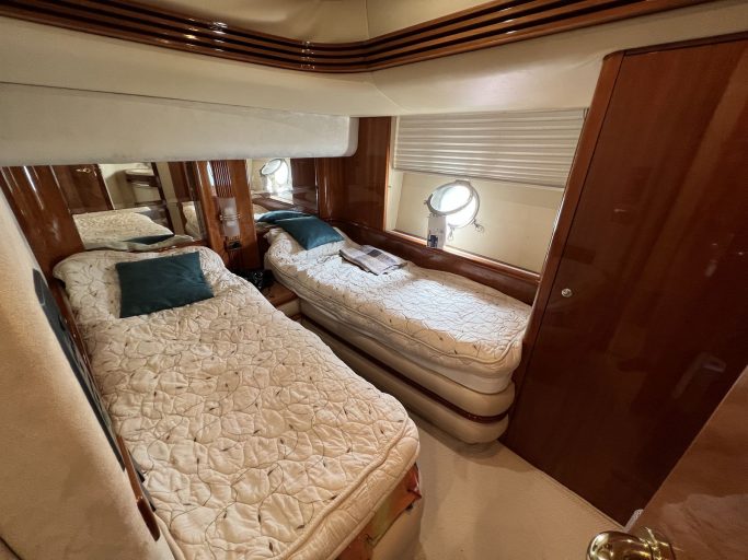 Azimut 68 Plus (001) | Интерьер 4