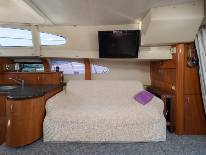 Carver 42 Mariner (004) | Интерьер 2